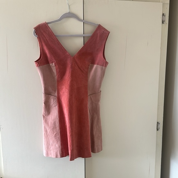 ASOS - Picture 3 of 4